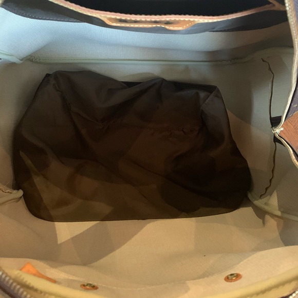 Louis Vuitton Evasion Luggage - Picture 8 of 16